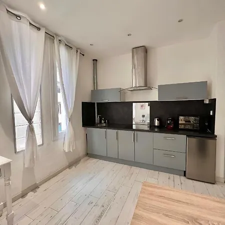 Apartment Grand Climatise A 3min Des Plages De Les Pins *